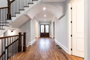 4101 Brookview Dr SE, Atlanta, GA 30339 - Photo 6