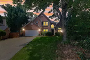 2403 Cape Sable Dr, Marietta, GA 30066 - Photo 2
