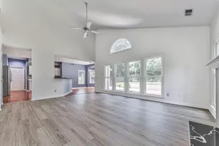 2403 Cape Sable Dr, Marietta, GA 30066 - Photo 8