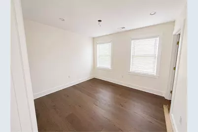 907 Hank Aaron Drive SW, Atlanta, GA 30315 - Photo 10
