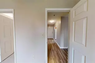 300 Johnson Ferry Road NE, Atlanta, GA 30328 - Photo 18