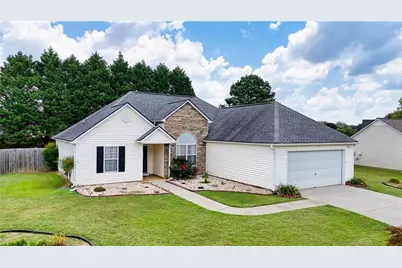 3905 Michaels Creek Way, Loganville, GA 30052 - Photo 2