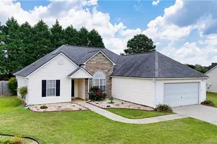 3905 Michaels Creek Way, Loganville, GA 30052 - Photo 2