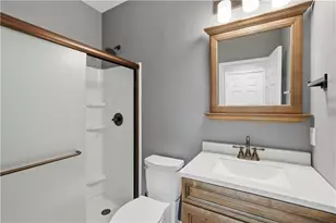 160 Treadstone Overlook, Suwanee, GA 30024 - Photo 24