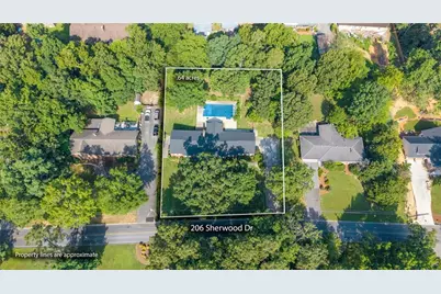 206 Sherwood Drive, Calhoun, GA 30701 - Photo 2