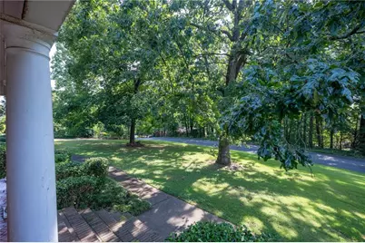 206 Sherwood Drive, Calhoun, GA 30701 - Photo 4