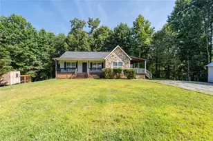 35 Thornwood Ln, Ellijay, GA 30540 - Photo 2