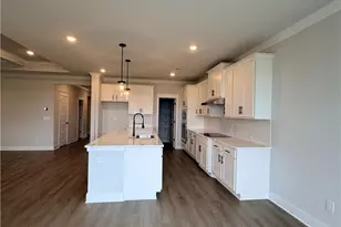 13 Piney Grv Ct, Auburn, GA 30011 - Photo 16