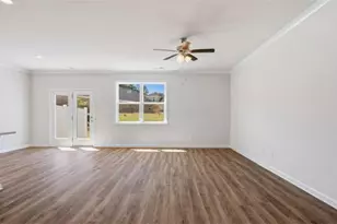 1320 Aura Ln, Lawrenceville, GA 30045 - Photo 14