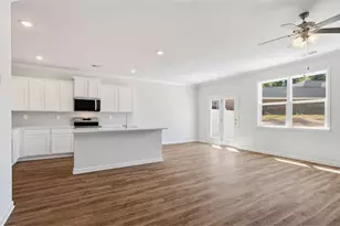 1320 Aura Ln, Lawrenceville, GA 30045 - Photo 4
