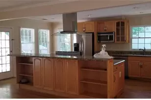3386 Shorelake Dr, Tucker, GA 30084 - Photo 4