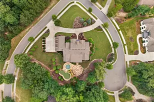 341 Carl Sanders Dr, Acworth, GA 30101 - Photo 2