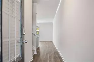 1322 Aura Ln, Lawrenceville, GA 30045 - Photo 2