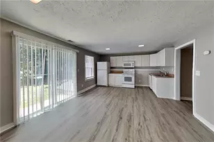 1100 Lake Dr, Roswell, GA 30075 - Photo 6