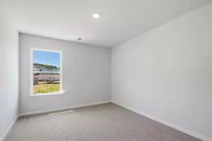 1324 Aura Ln, Lawrenceville, GA 30045 - Photo 18