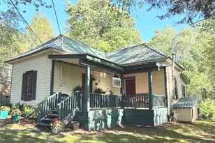 118 E Oak St, Ellijay, GA 30540 - Photo 1