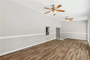 3733 Memorial Pkwy NW, Kennesaw, GA 30152 - Photo 12
