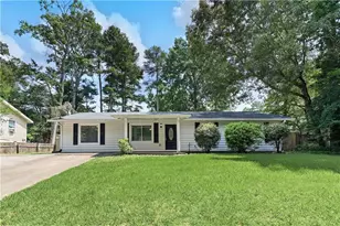 3733 Memorial Pkwy NW, Kennesaw, GA 30152 - Photo 1