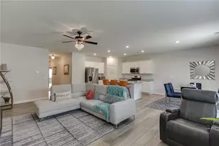 4045 Berry Farm Ct, Loganville, GA 30052 - Photo 12