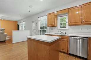 361 Shyrewood Dr, Lawrenceville, GA 30043 - Photo 10