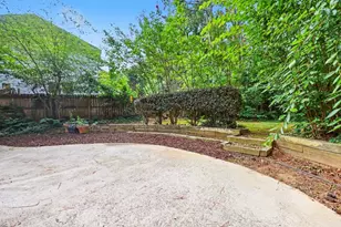 361 Shyrewood Dr, Lawrenceville, GA 30043 - Photo 22