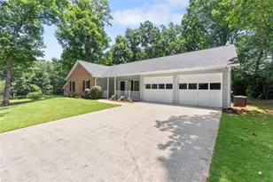 5607 Frontier Walk Ln, Buford, GA 30518 - Photo 6