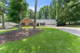 5607 Frontier Walk Ln, Buford, GA 30518 - Photo 2