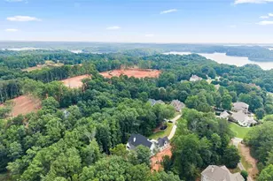 7835 Scenic Dr, Cumming, GA 30041 - Photo 10