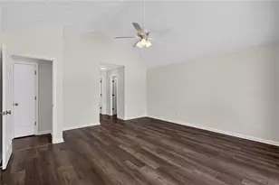 1451 Log Cabin Ln, Lawrenceville, GA 30045 - Photo 14