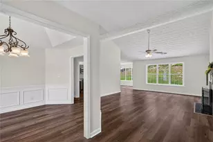 1451 Log Cabin Ln, Lawrenceville, GA 30045 - Photo 6