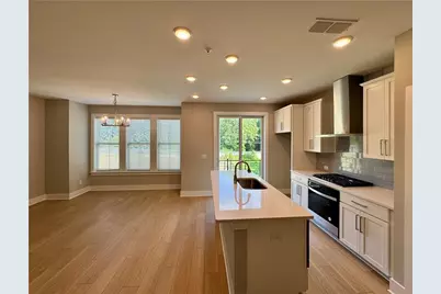 913 Echo Park Drive, Suwanee, GA 30024 - Photo 8