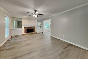328 Abbington Ln, Douglasville, GA 30134 - Photo 2
