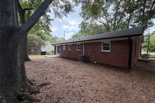135 Martha St, Winder, GA 30680 - Photo 64
