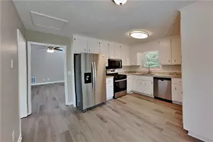 979 Tyrell Dr, Austell, GA 30106 - Photo 6