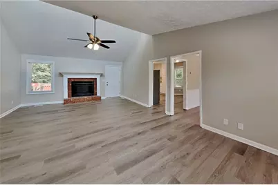 979 Tyrell Drive, Austell, GA 30106 - Photo 2