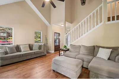 10785 Willow Meadow Circle, Alpharetta, GA 30022 - Photo 12
