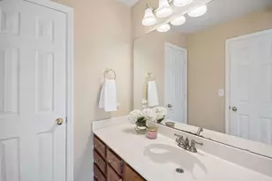 10785 Willow Meadow Cir, Alpharetta, GA 30022 - Photo 26
