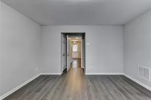 2214 Landing Walk Dr, Duluth, GA 30097 - Photo 10