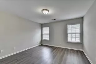2214 Landing Walk Dr, Duluth, GA 30097 - Photo 38