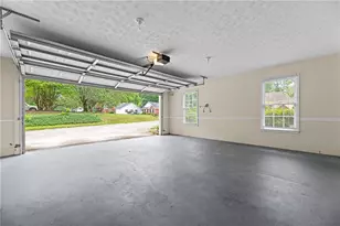 2902 Bridle Creek Dr SW, Conyers, GA 30094 - Photo 18
