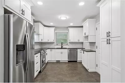 3690 Wisteria Lane SE, Smyrna, GA 30082 - Photo 2