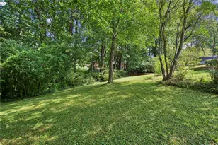 3690 Wisteria Ln SE, Smyrna, GA 30082 - Photo 6