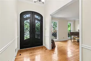 410 Saddle Lake Dr, Roswell, GA 30076 - Photo 2