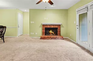 413 Tuxworth Cir, Decatur, GA 30033 - Photo 8