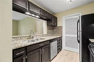 413 Tuxworth Cir, Decatur, GA 30033 - Photo 12