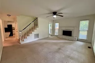 4160 Creekwood Dr, Cumming, GA 30041 - Photo 4