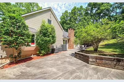 224 Shadowood Drive SE, Calhoun, GA 30701 - Photo 6