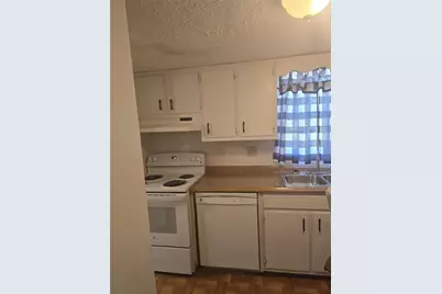 2230 Kings Gate Circle SW #D, Snellville, GA 30078 - Photo 6