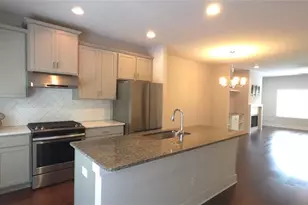 3801 Oxford Circle Circle, Doraville, GA 30340 - Photo 4
