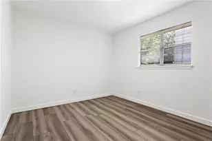 545 Oakview Rd, Decatur, GA 30030 - Photo 14
